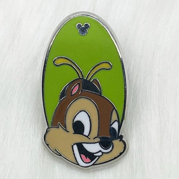 🔮 5/$25 Disney Summer Chip N Dale Chip Bee Antennae Hat Pin - Picture 1 of 2